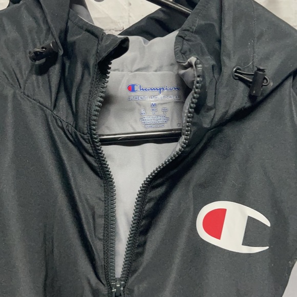 Champion Stadium Gear Waterproof Jacket Medium - Picture 10 of 15